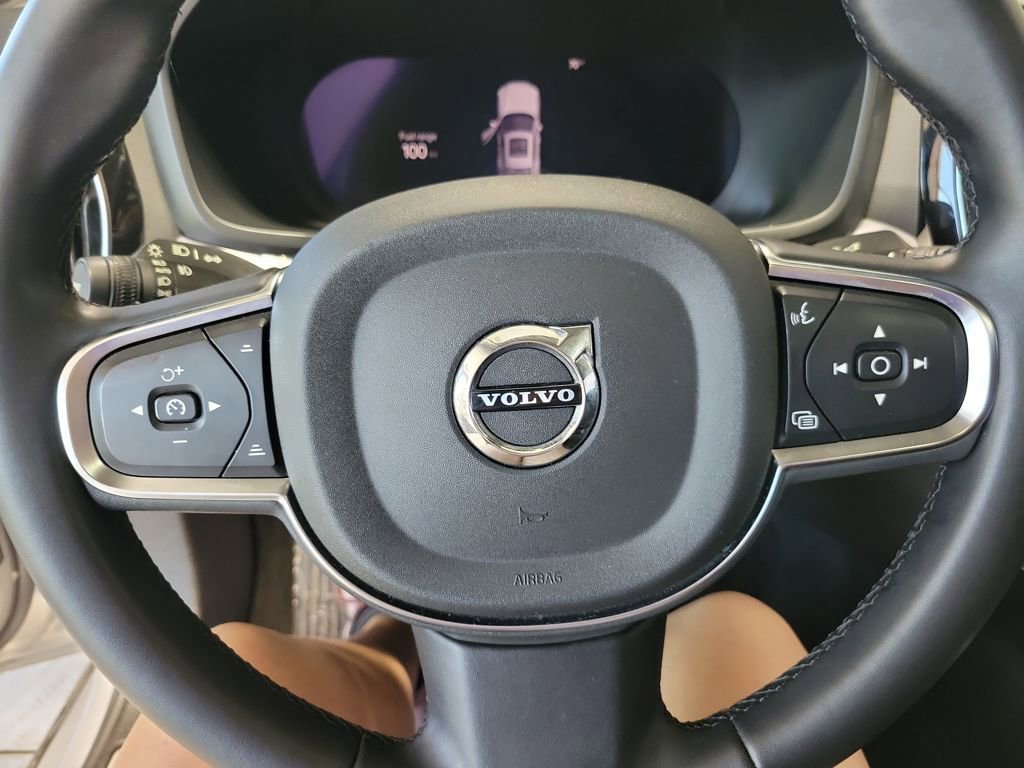Used 2024 Volvo S60 B5 Core image 12