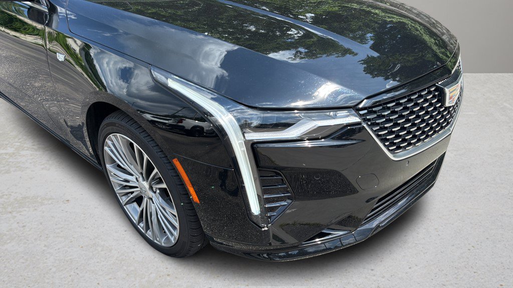 Certified 2022 Cadillac CT4 Premium Luxury w/ Technology Package AWD/4WD image 9