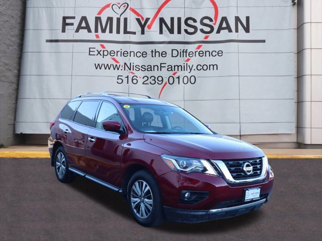 Certified 2020 Nissan Pathfinder SL image 1