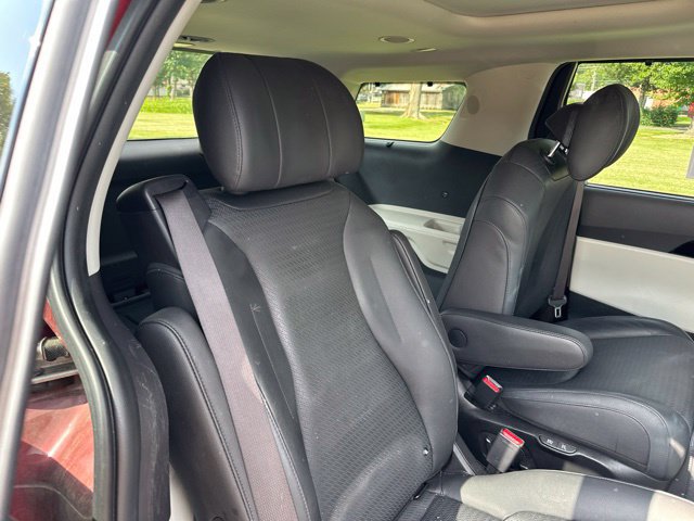 Certified 2024 Kia Carnival SX Prestige FWD image 23