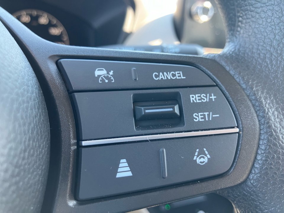 Certified 2026 Honda HR-V LX image 23