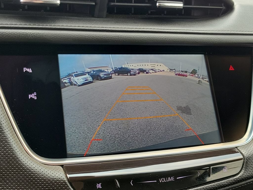 Used 2017 Cadillac XT5 Premium Luxury w/ Driver Assist Package AWD/4WD image 30