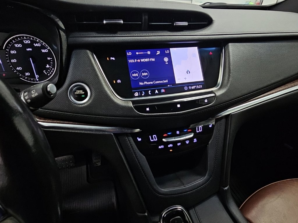 Used 2020 Cadillac XT5 Premium Luxury FWD image 14