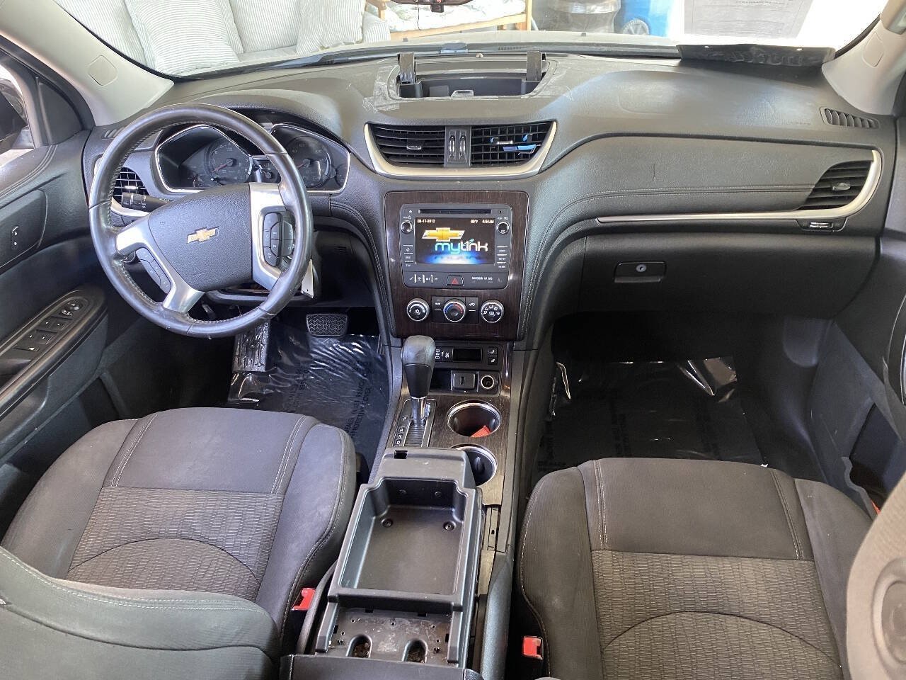 Used 2016 Chevrolet Traverse LT w/ Style and Technology Package FWD image 13