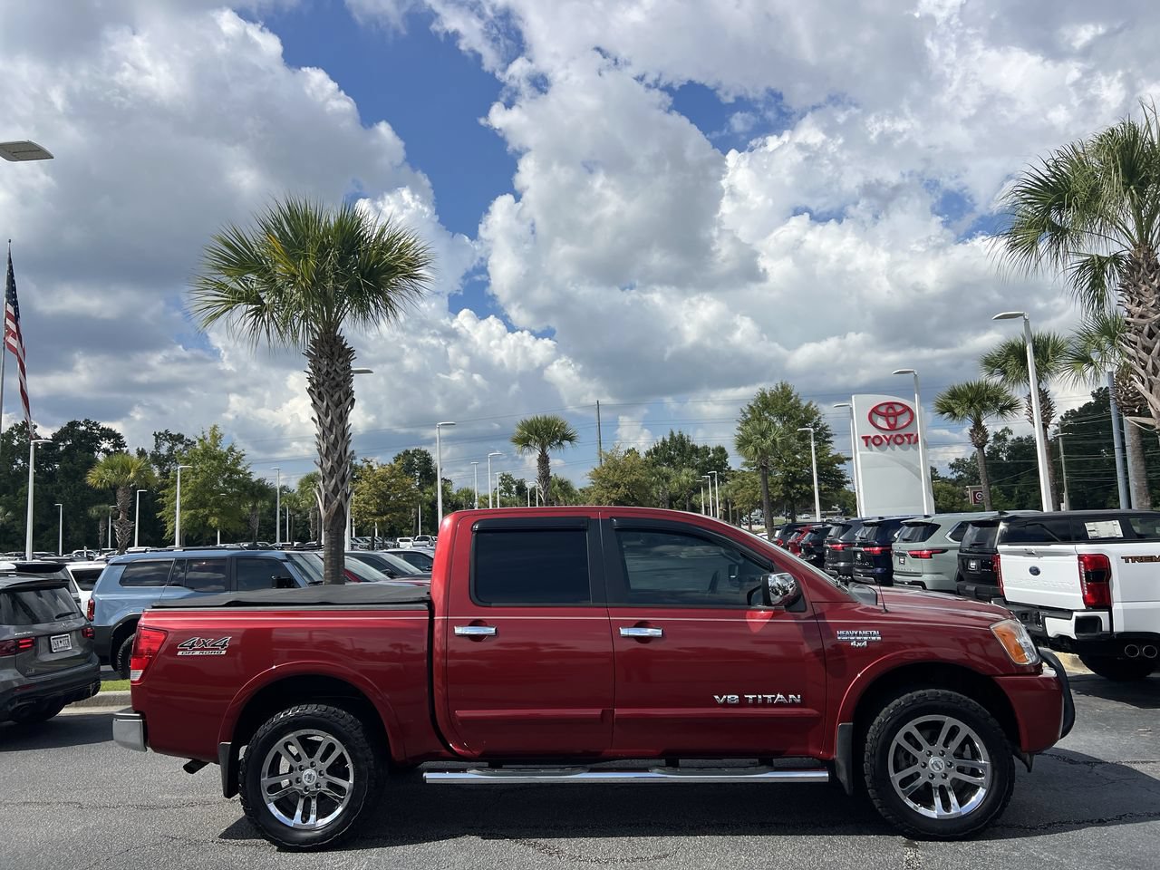Used 2014 Nissan Titan SL w/ SL Heavy Metal Package AWD/4WD image 11