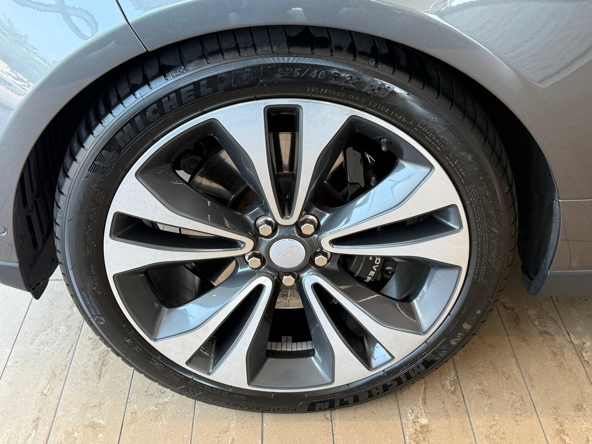 Used 2018 Land Rover Range Rover SV Autobiography Dynamic AWD/4WD image 46