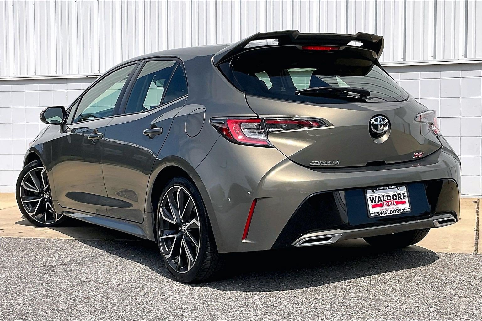 Used 2019 Toyota Corolla XSE FWD image 15