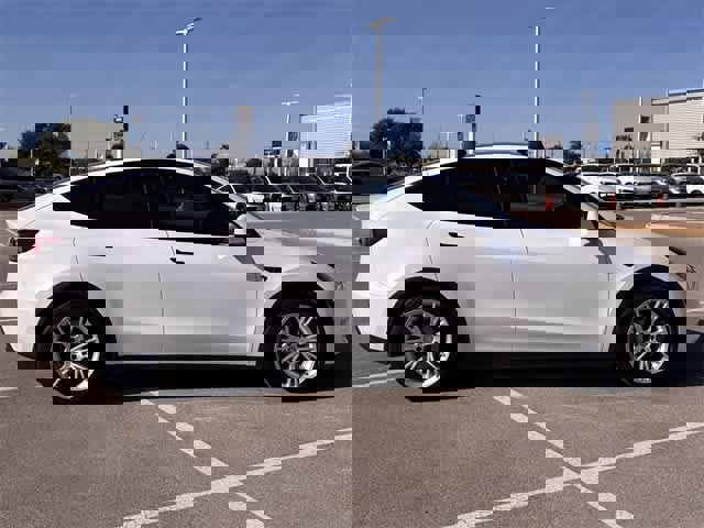 Used 2021 Tesla Model Y Long Range image 7