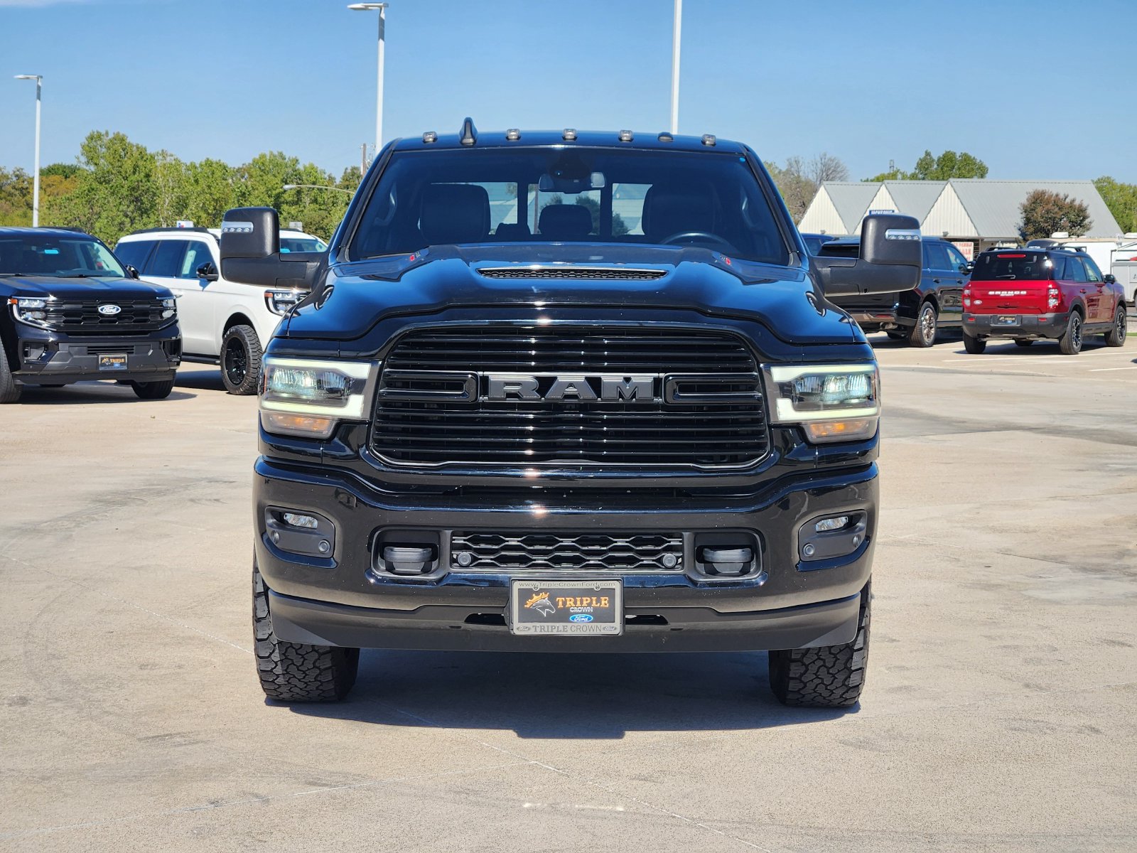 Used 2024 RAM 2500 Laramie w/ Night Edition AWD/4WD image 6