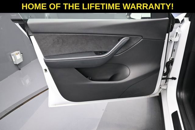 Used 2021 Tesla Model Y Long Range AWD/4WD image 11