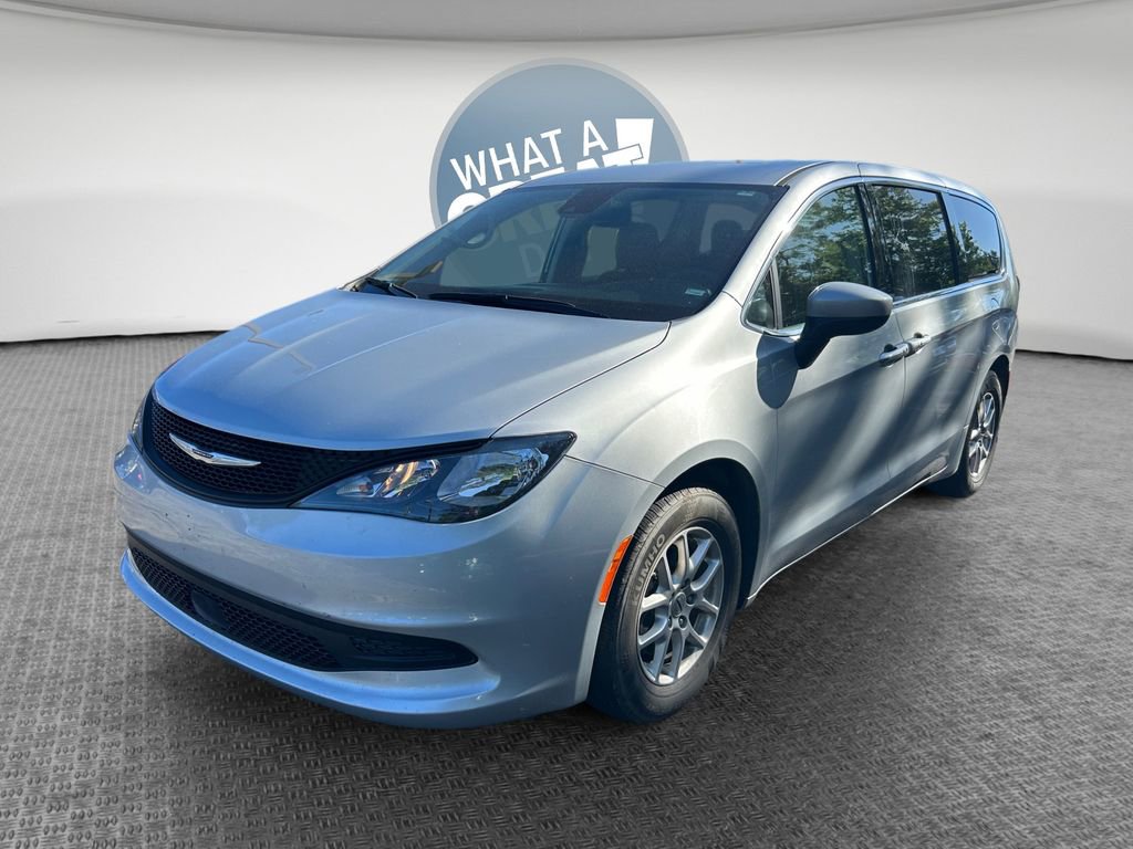 Used 2023 Chrysler Voyager LX FWD image 8