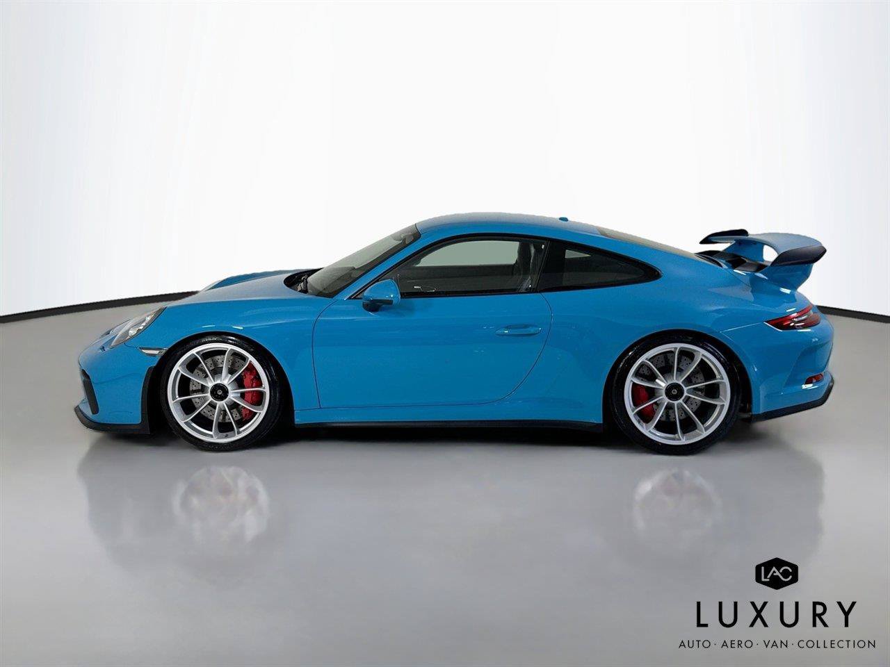 Used 2018 Porsche 911 GT3 w/ Sport Chrono Package RWD image 8