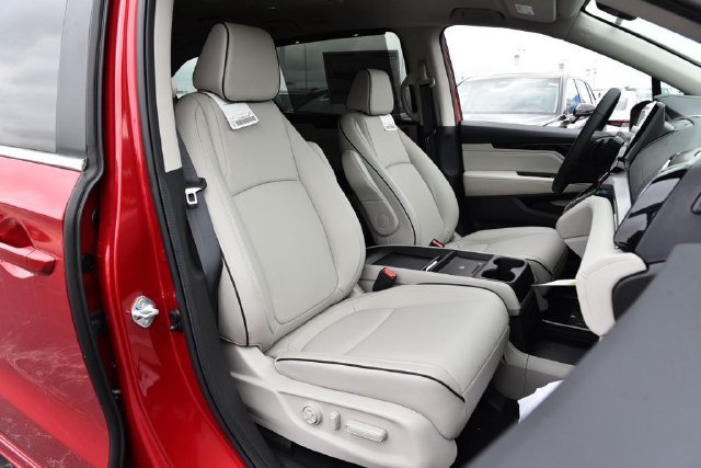 New 2026 Honda Odyssey Touring image 24