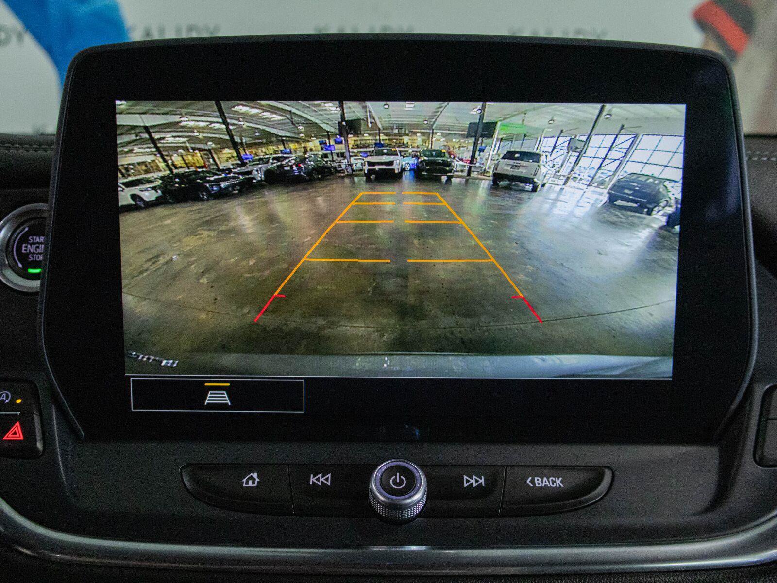 Used 2024 Chevrolet Blazer LT w/ Convenience Package FWD image 6