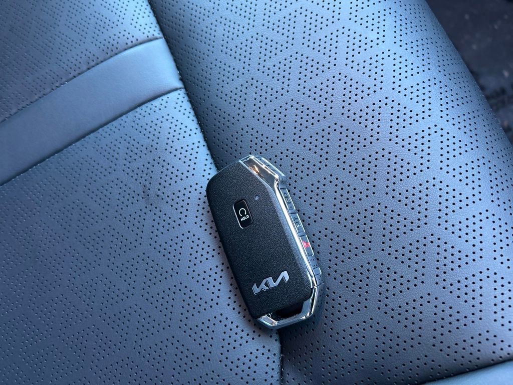 Used 2023 Kia Sorento EX image 34