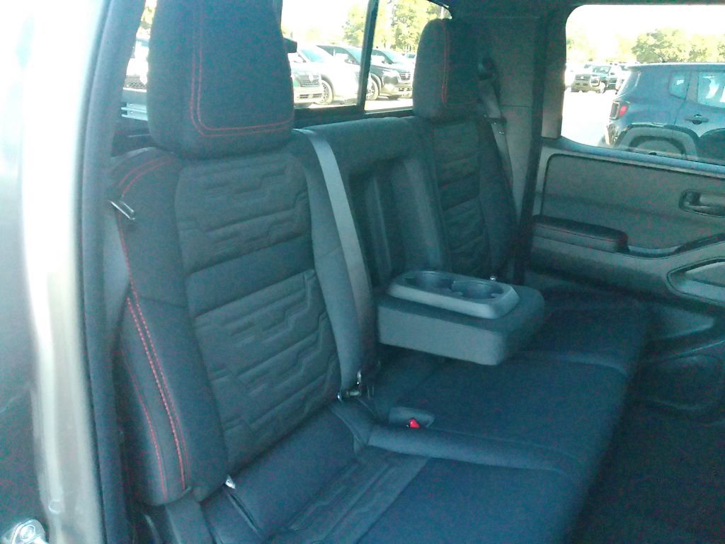 New 2026 Nissan Frontier PRO-4X w/ Pro-4x Convenience Package image 15