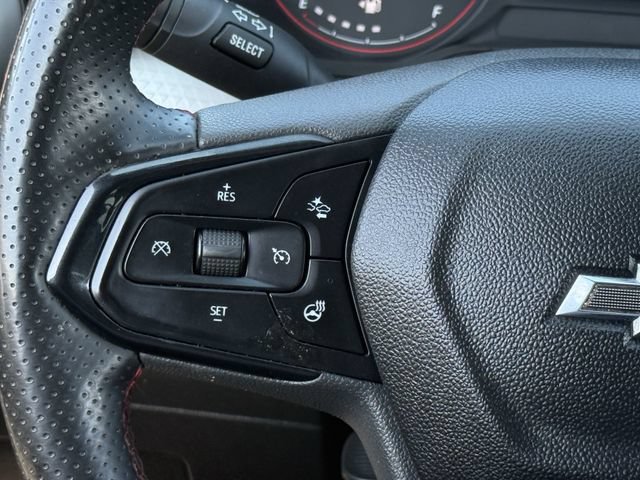 Certified 2025 Chevrolet Trax RS w/ Sunroof Package FWD image 17