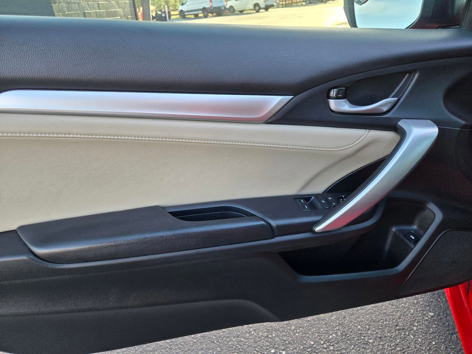 Used 2017 Honda Civic EX-L image 16