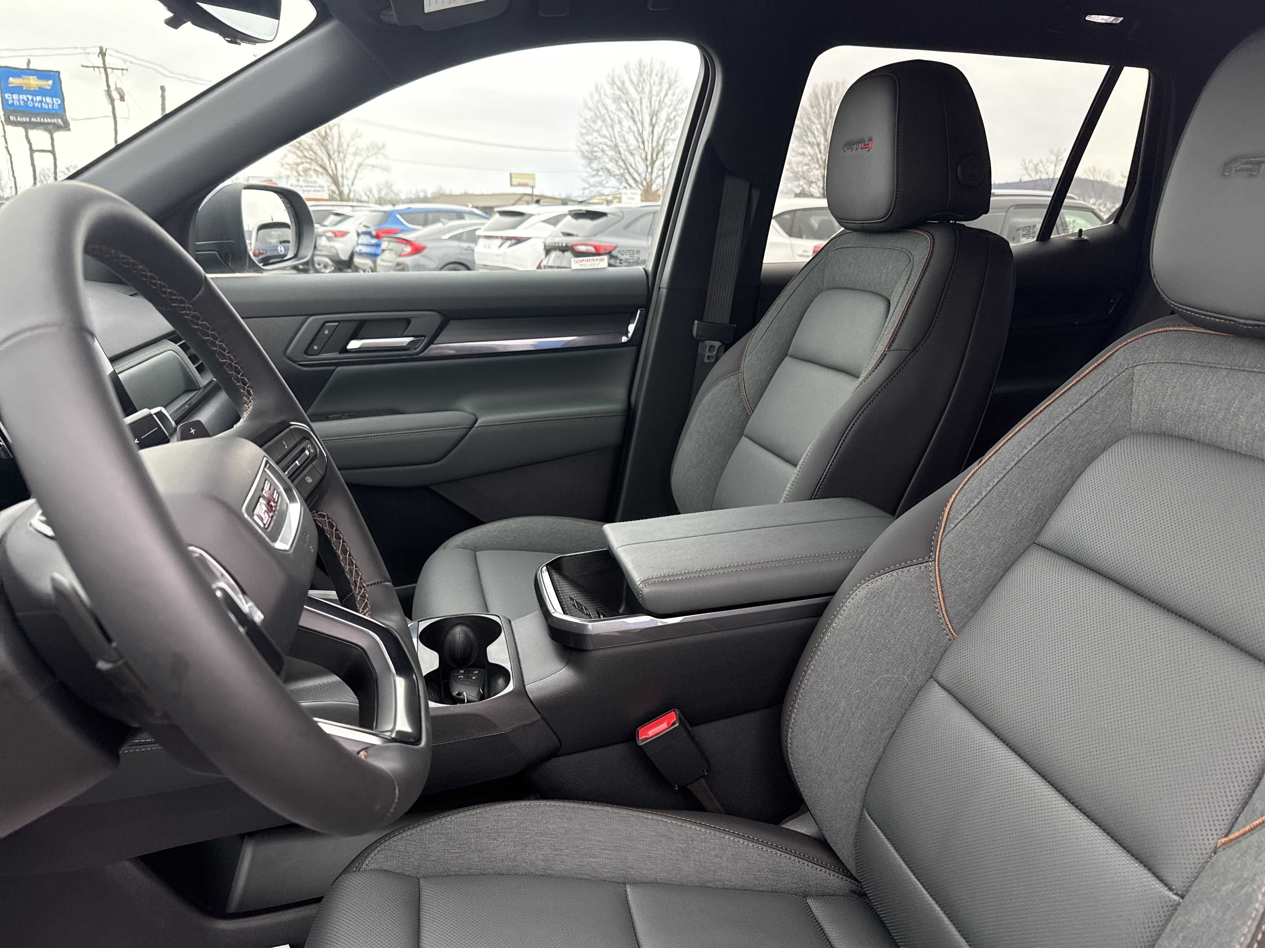 New 2026 GMC Terrain AT4 w/ Convenience Package III AWD/4WD image 12