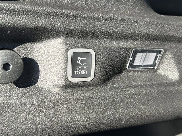 New 2025 Jeep Grand Cherokee L Limited w/ Trailer Tow Package image 37