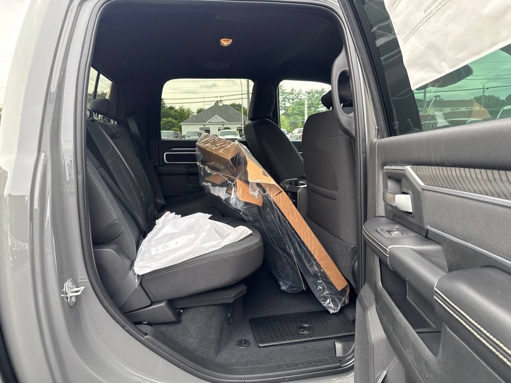 New 2026 RAM 2500 Big Horn AWD/4WD image 23