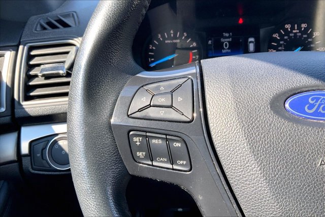 Used 2019 Ford Explorer XLT AWD/4WD image 18