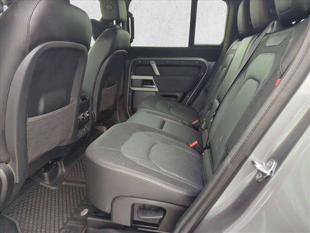 Used 2023 Land Rover Defender 110 X-Dynamic SE AWD/4WD image 9