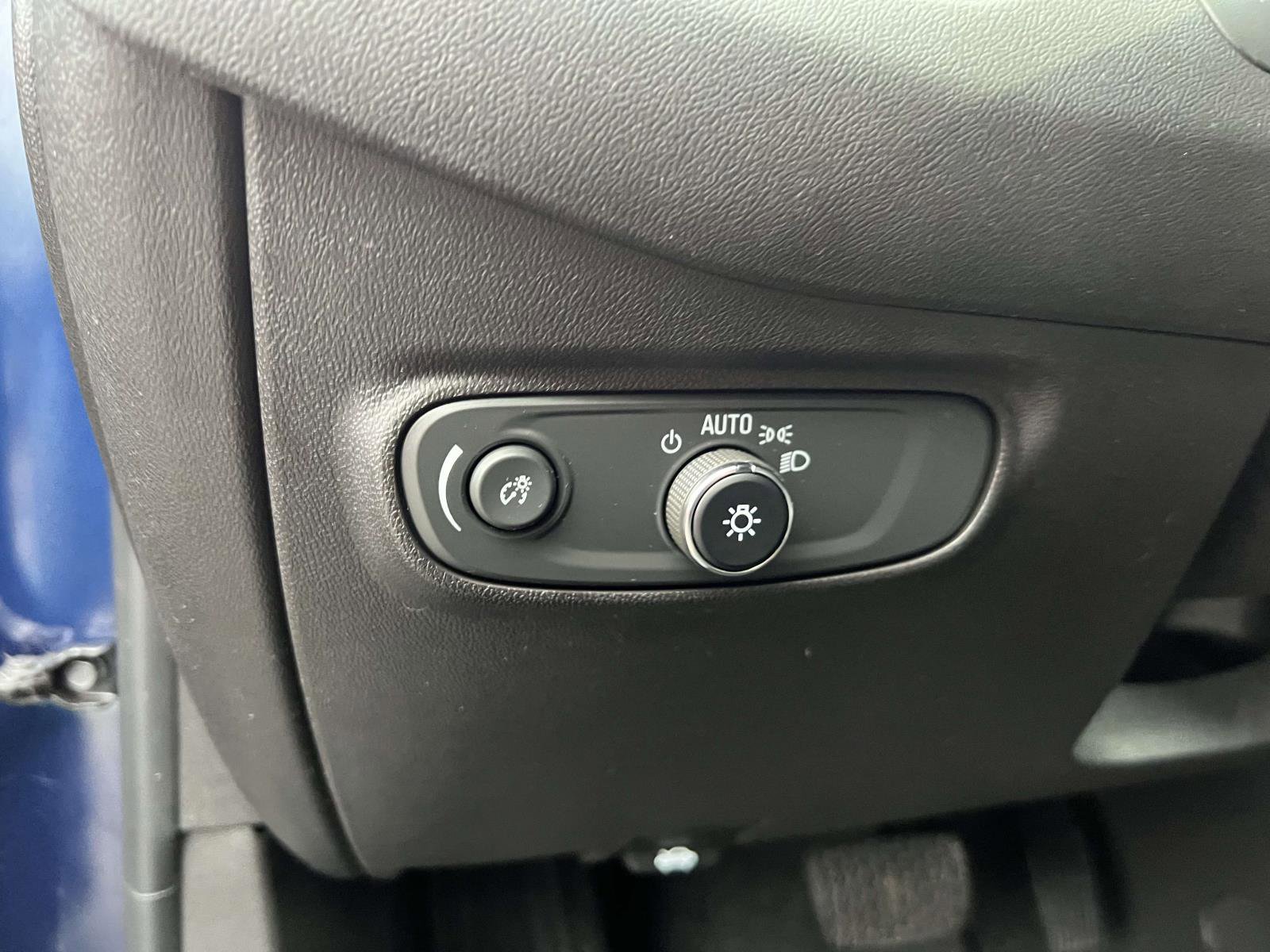 Certified 2023 Chevrolet Equinox LT image 20