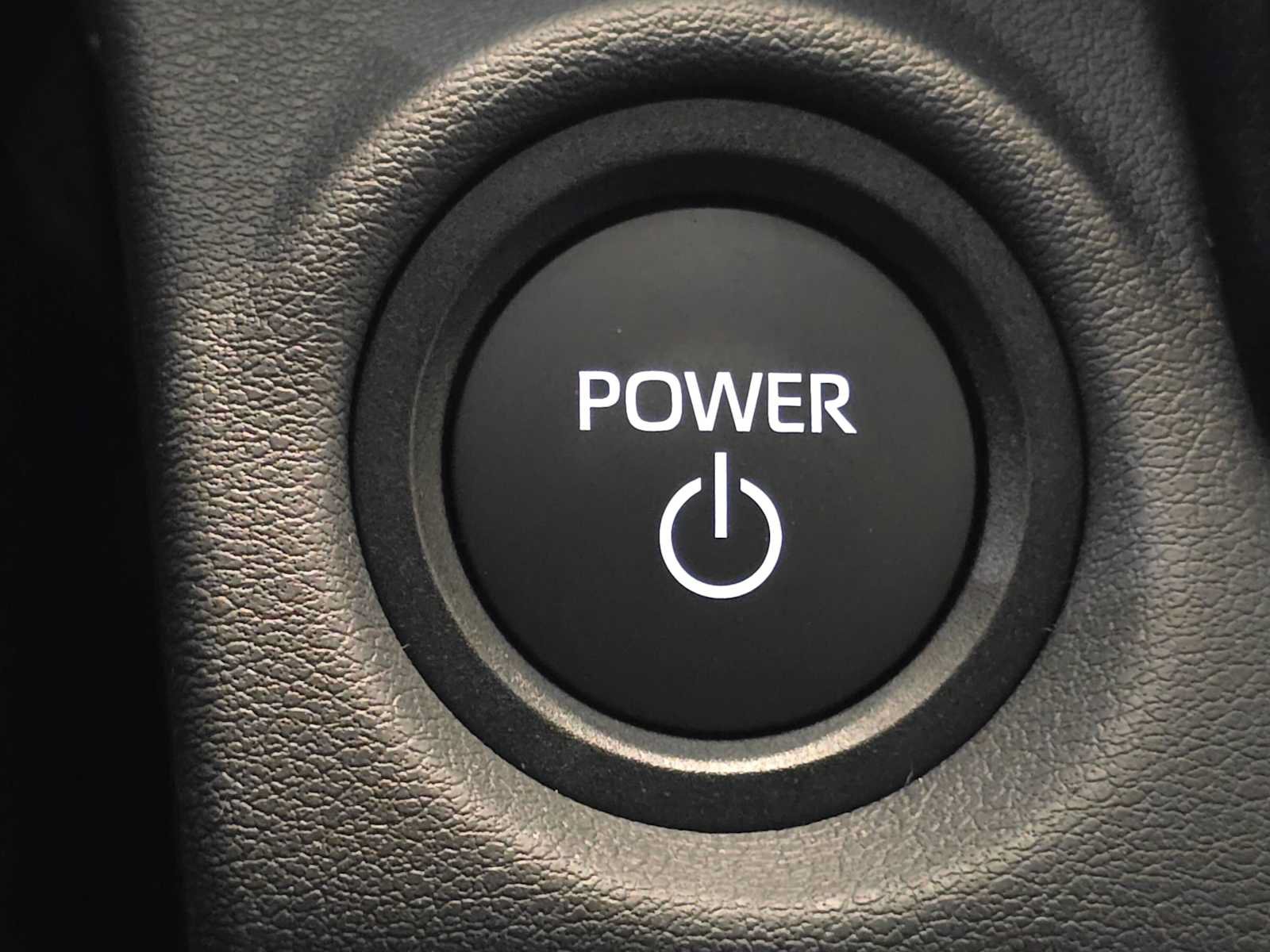 New 2026 Toyota C-HR AWD/4WD image 18