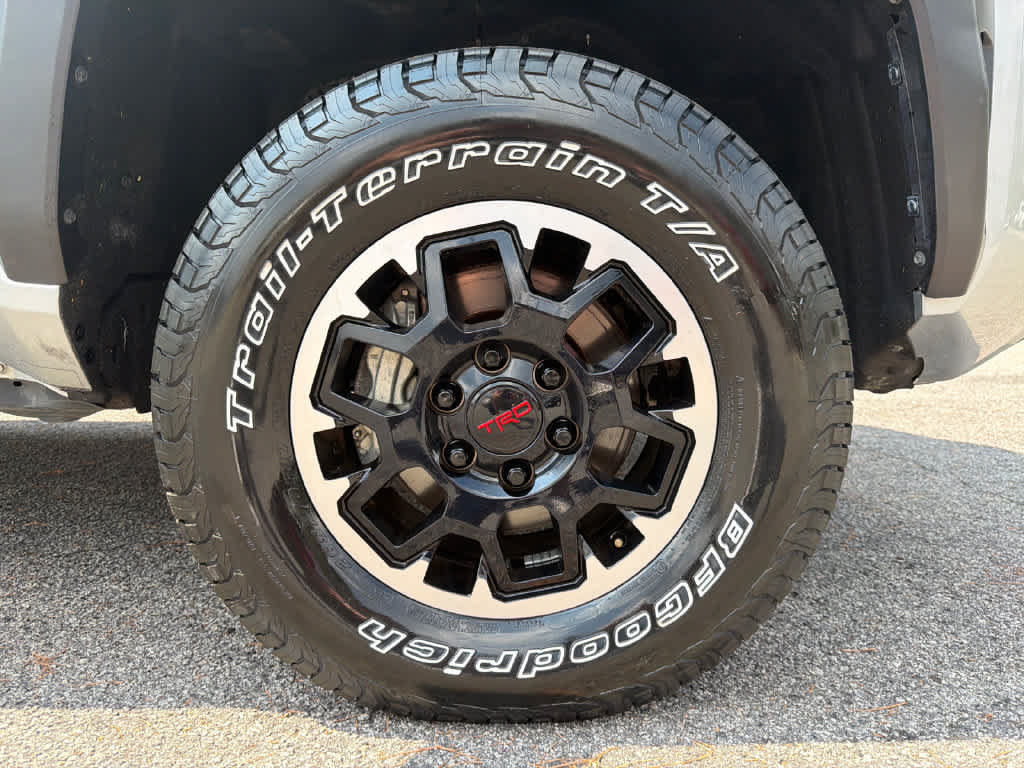 Used 2024 Toyota Tacoma TRD Off-Road AWD/4WD image 12