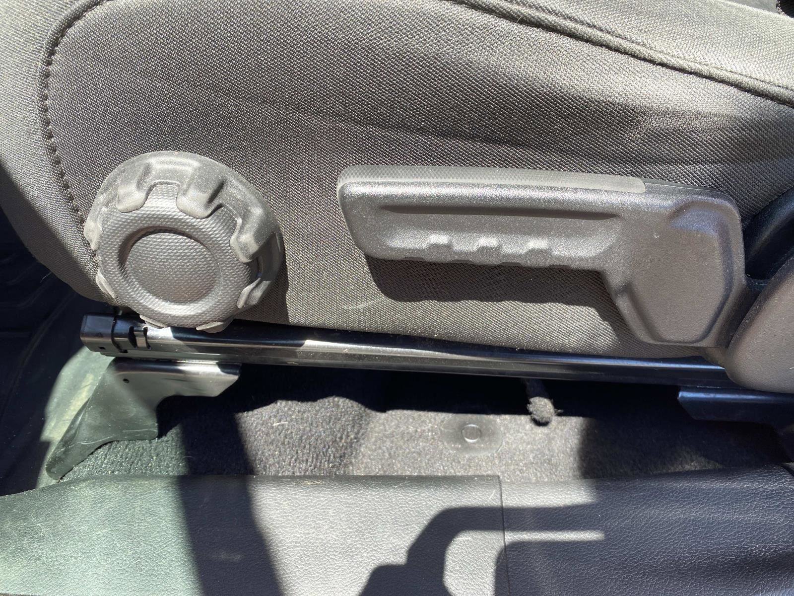 Used 2021 Jeep Gladiator Willys image 23