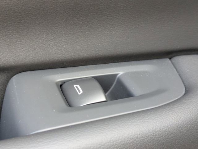 New 2026 Chevrolet Suburban LT w/ Comfort Package image 26