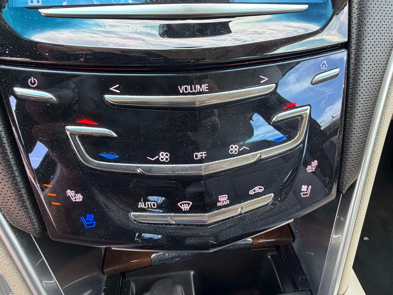 Used 2019 Cadillac XTS Premium Luxury AWD/4WD image 10