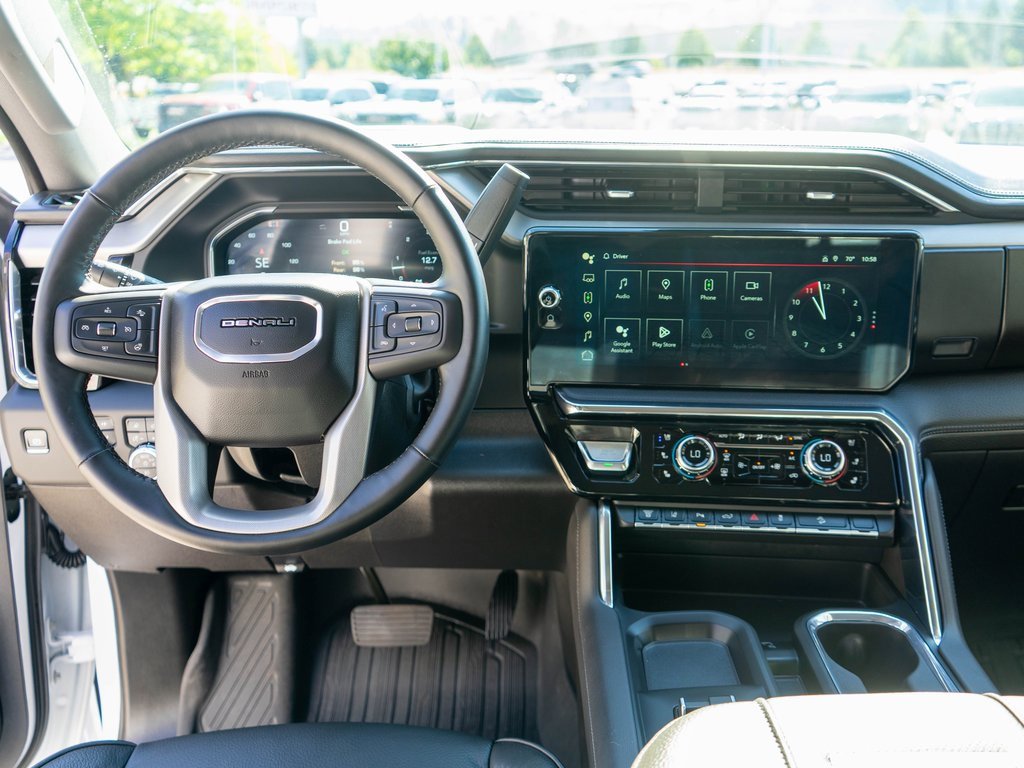 New 2025 GMC Sierra 2500 Denali w/ Denali Reserve Package image 16