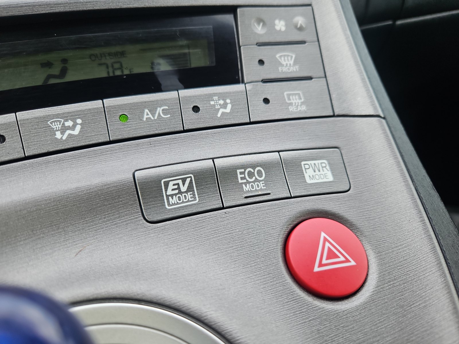 Used 2015 Toyota Prius Two FWD image 20