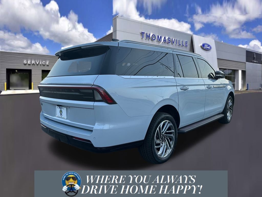 New 2026 Lincoln Navigator L Premier image 3