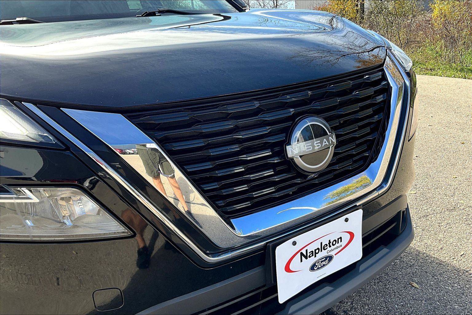 Used 2023 Nissan Rogue SV w/ SV Premium Package image 28