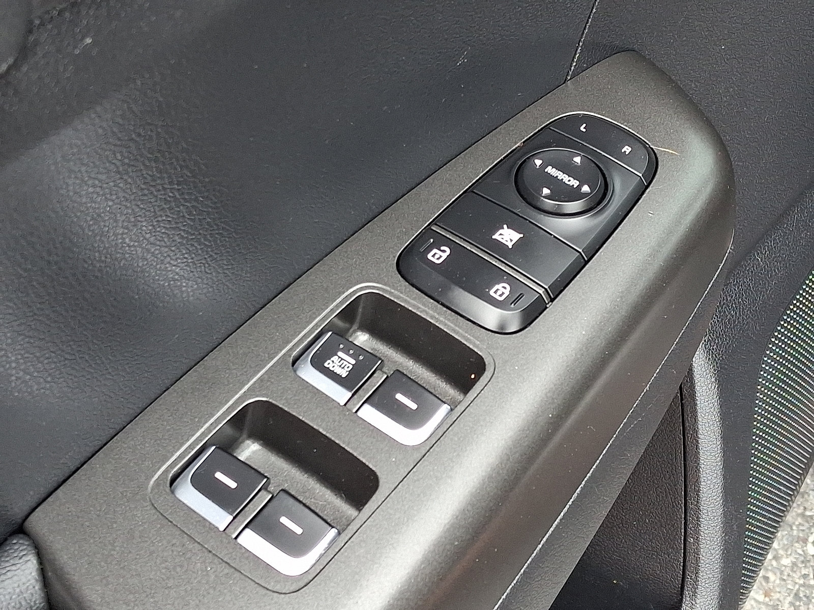 Used 2019 Kia Sportage LX AWD/4WD image 14