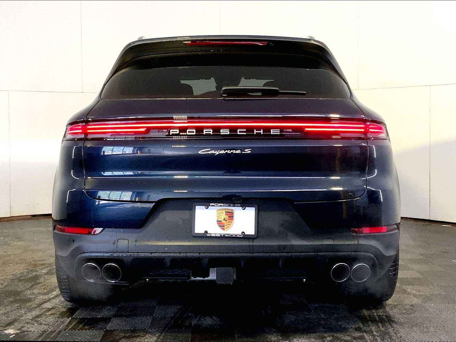New 2026 Porsche Cayenne S image 6