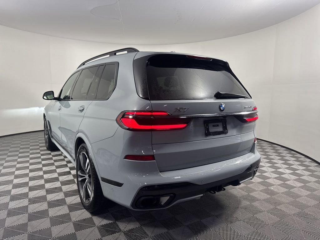 Certified 2024 BMW X7 xDrive40i w/ M Sport Package image 7