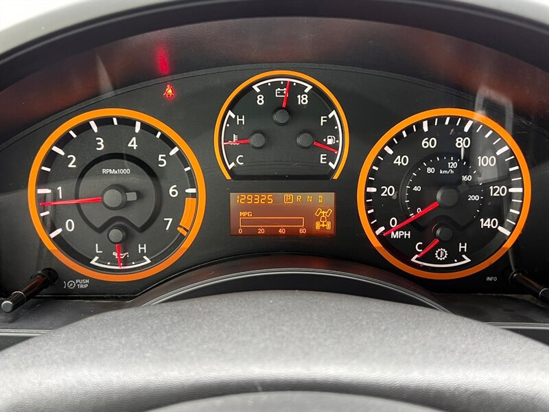 Used 2015 Nissan Titan PRO-4X AWD/4WD image 26