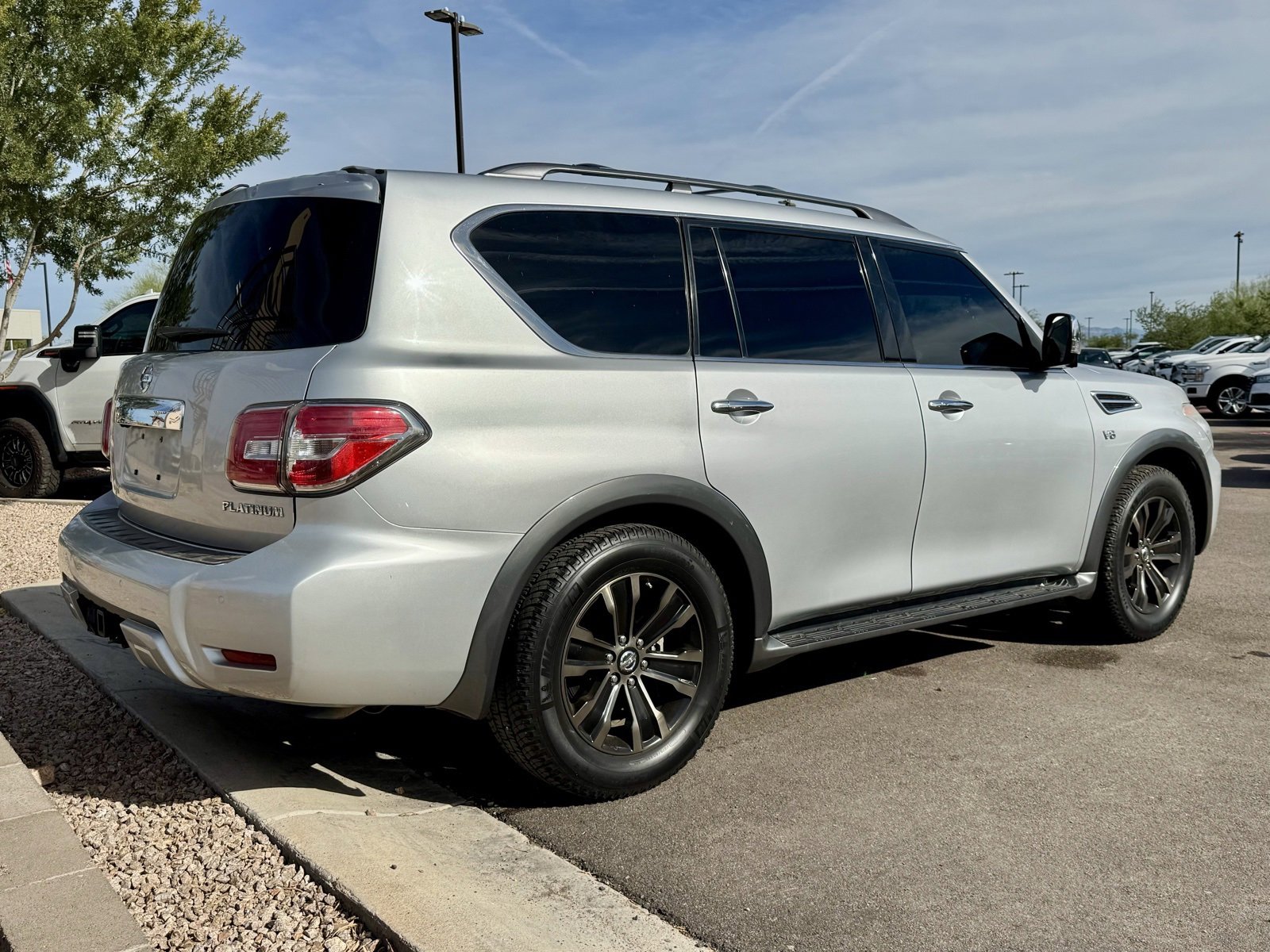 Used 2017 Nissan Armada Platinum image 4