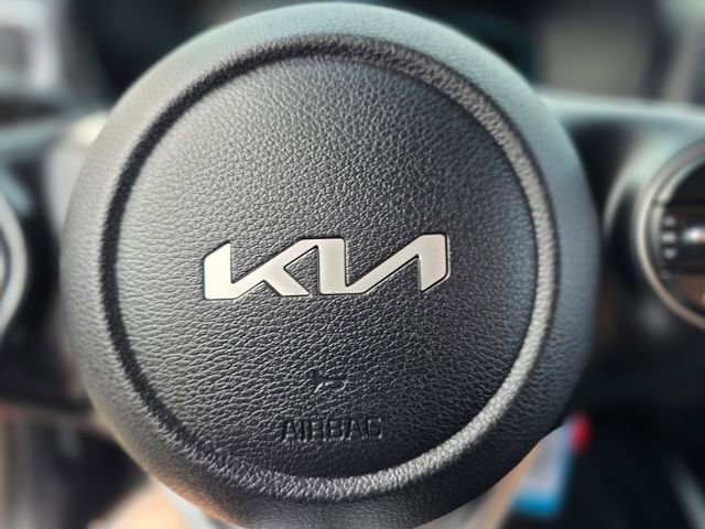 Used 2023 Kia Soul LX image 23
