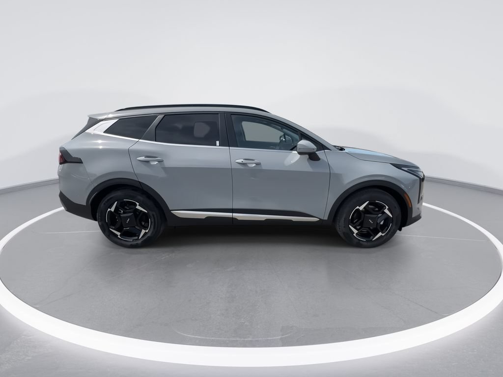 New 2026 Kia Sportage EX FWD image 9