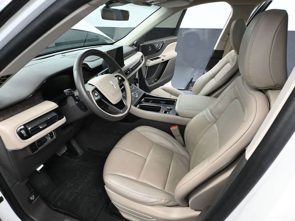 Used 2023 Lincoln Aviator Reserve image 22