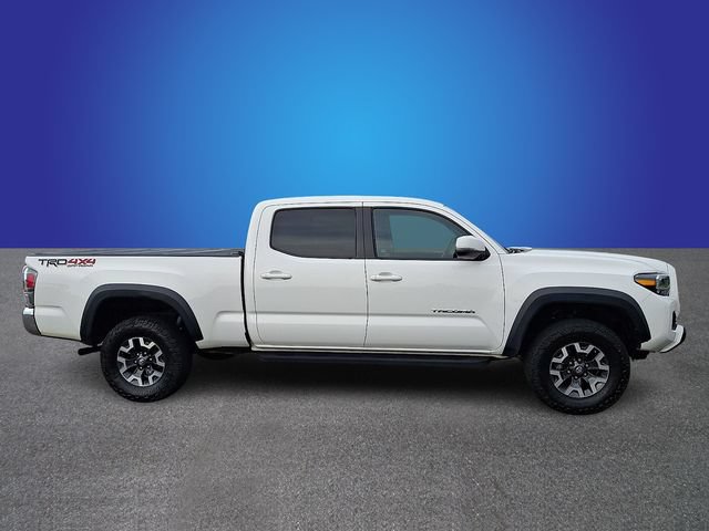 Used 2021 Toyota Tacoma TRD Off-Road AWD/4WD image 4