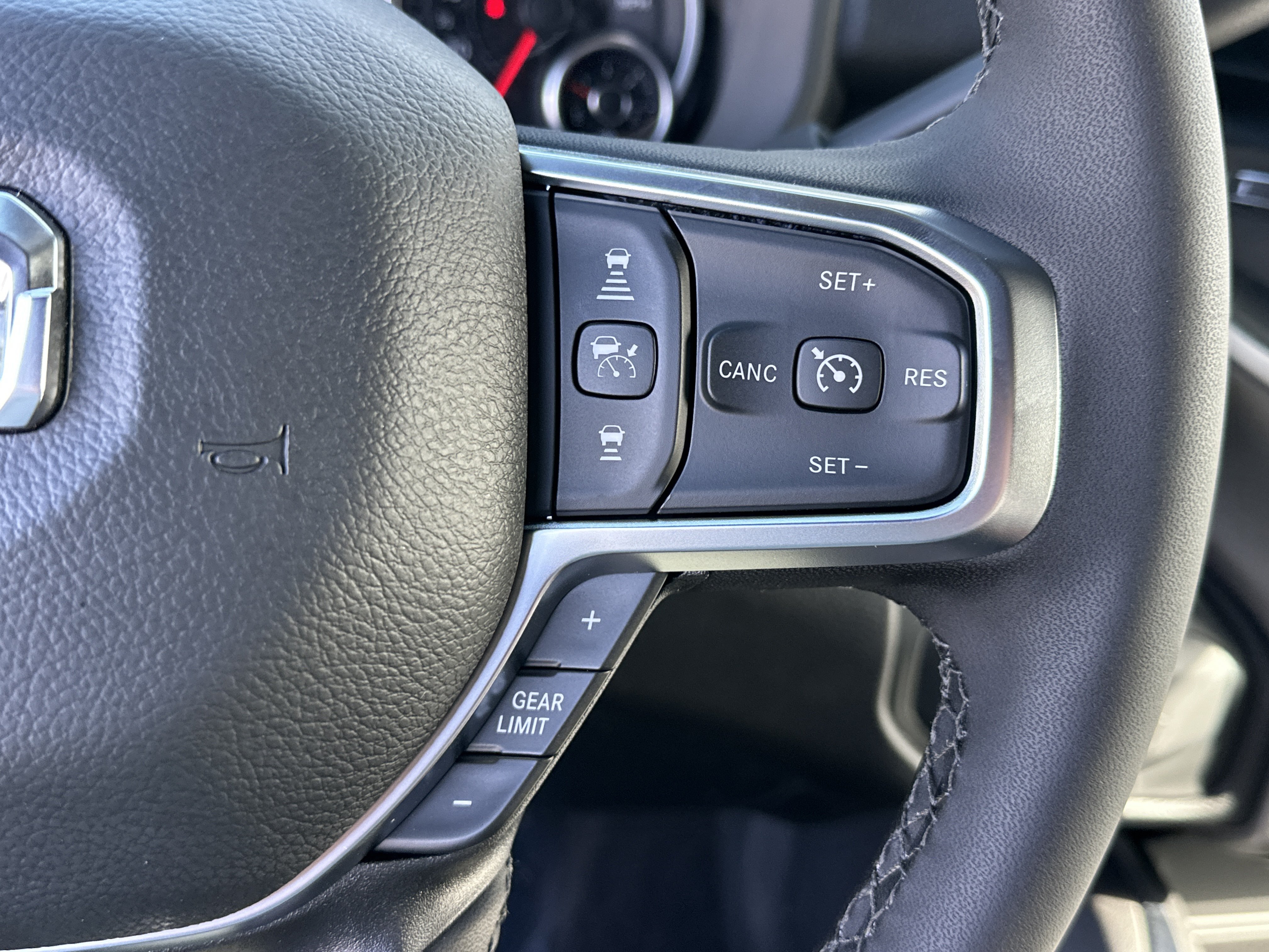 New 2026 RAM 2500 Big Horn AWD/4WD image 9