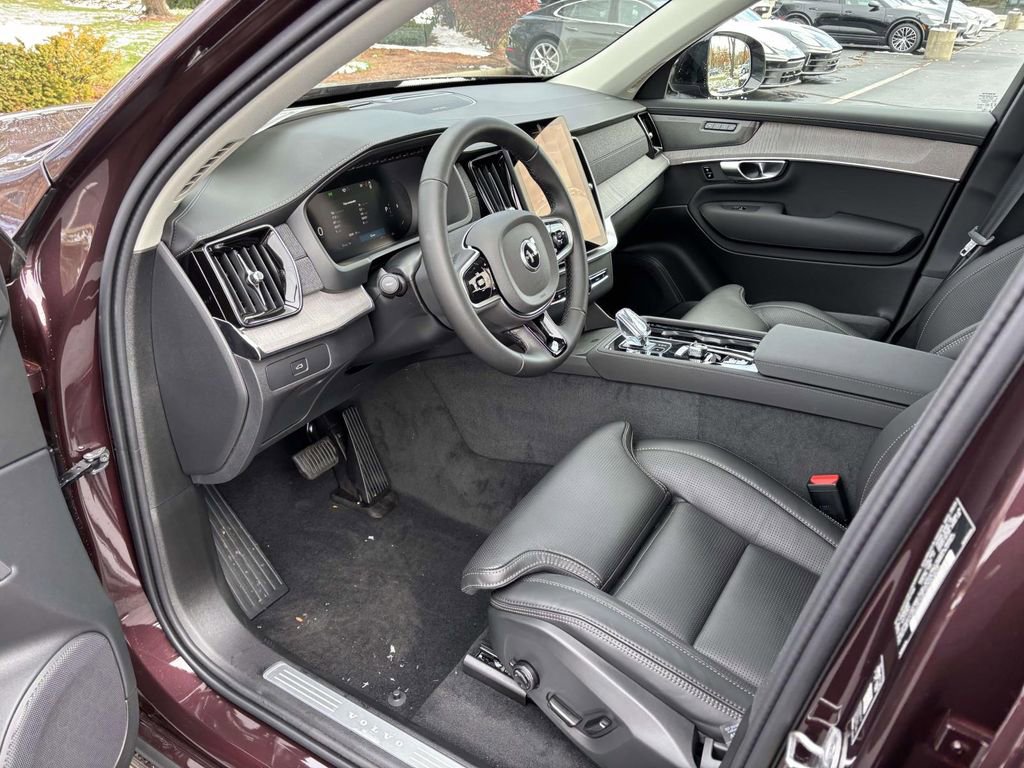New 2026 Volvo XC90 B6 Ultra w/ Protection Package Premier image 24