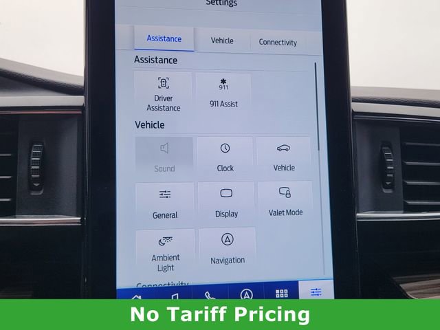 Used 2023 Ford Explorer Limited w/ Limited Technology Package RWD image 17