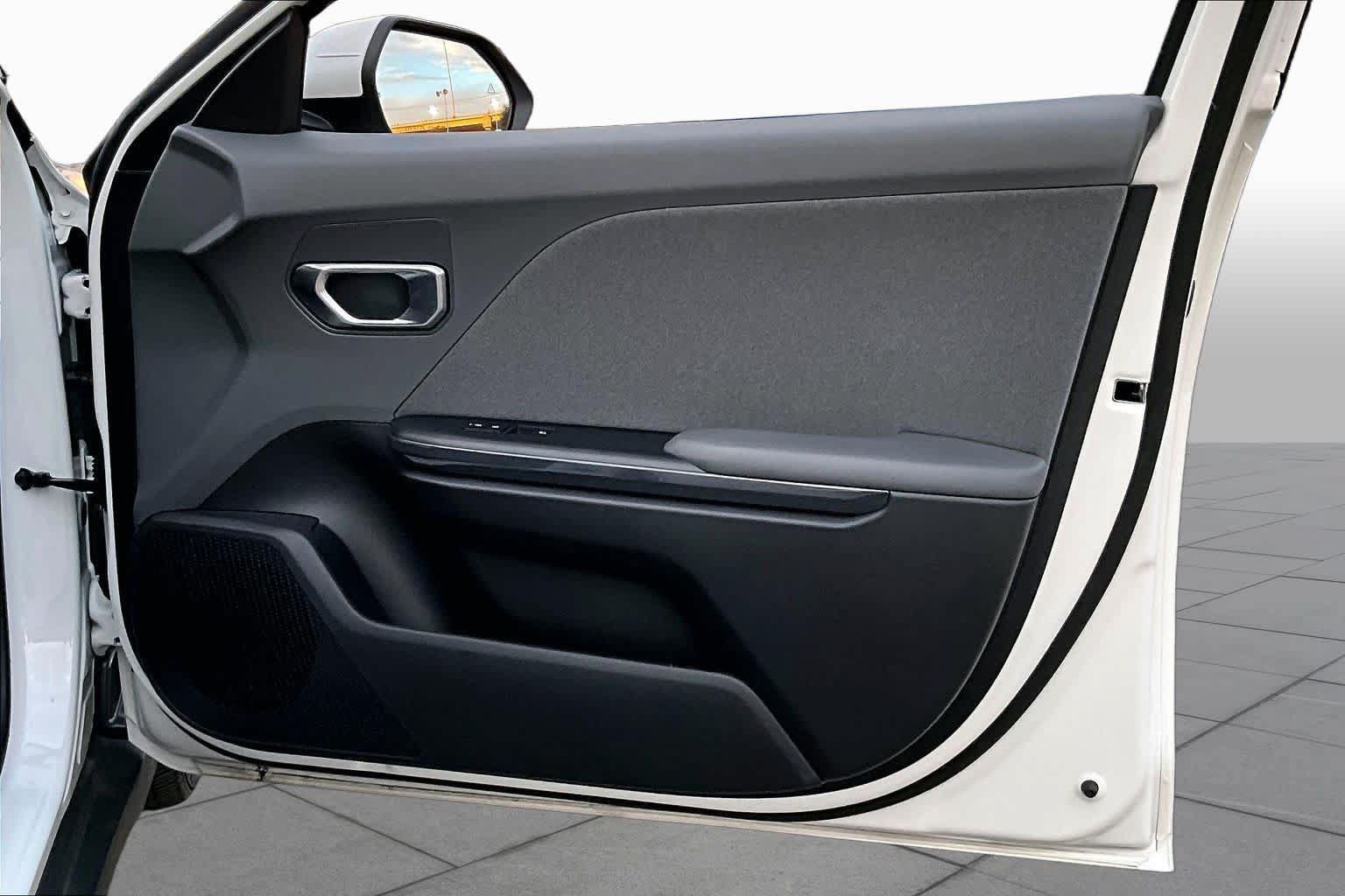 Certified 2025 Kia K4 EX FWD image 22